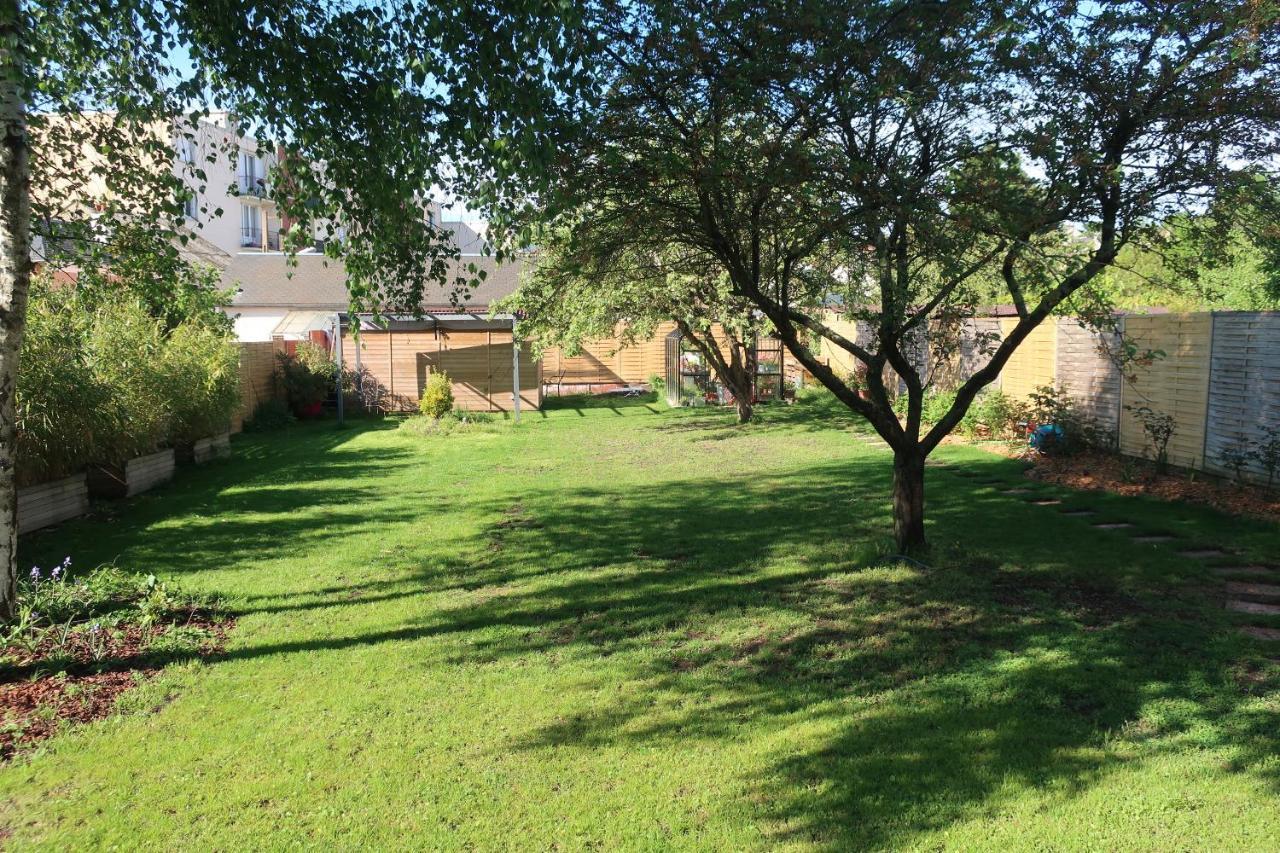 مبيت وإفطار لو مان Au Jardin De L'Eventail المظهر الخارجي الصورة